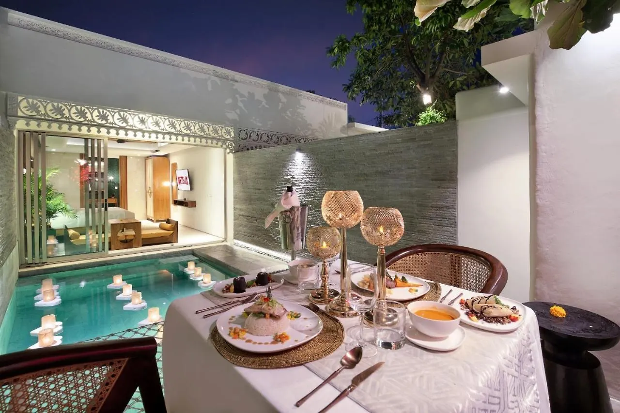 *****  Kerobokan Monolocale Luxury Resort & Spa Seminyak By Ini Vie Hospitality אינדונזיה